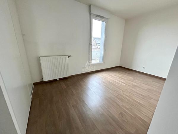 Appartement Acheres 3 pièce(s) 269 000 € ** - Référence 8934