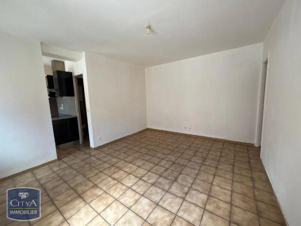Appartement à louer 3 pièces 49.42m² Saint-Quentin (02100)