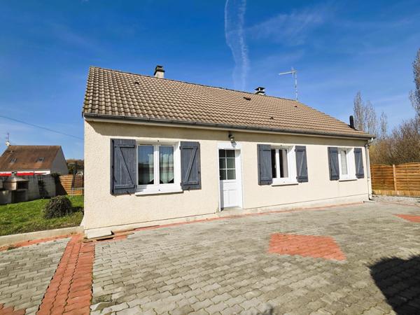 Joli pavillon de plain-pied proche de toutes les commodités: