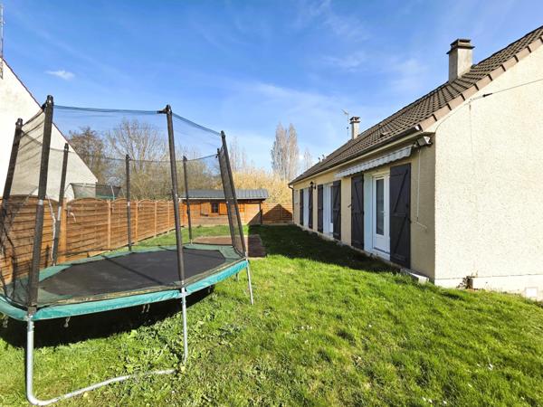 Joli pavillon de plain-pied proche de toutes les commodités: