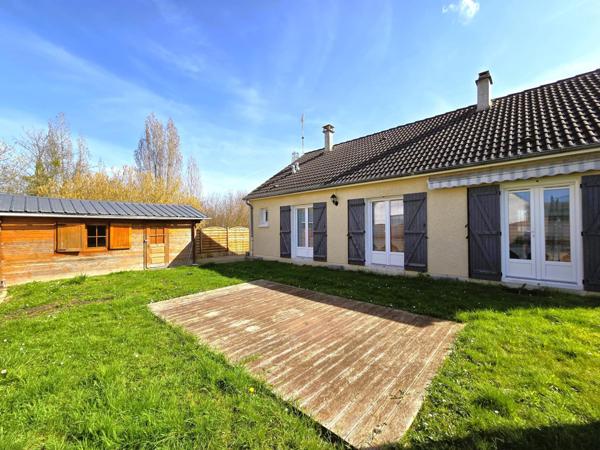 Joli pavillon de plain-pied proche de toutes les commodités: