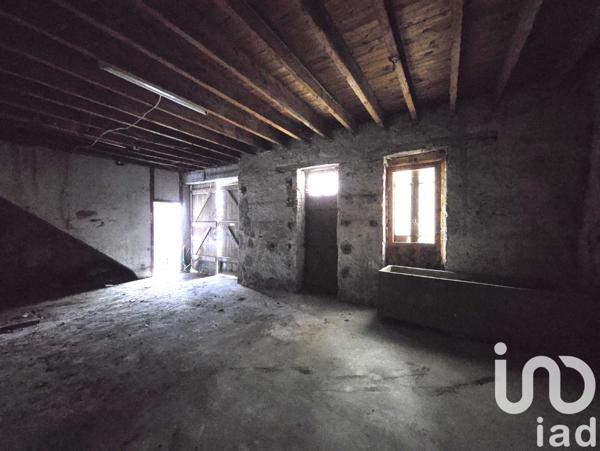 Immeuble à vendre 330 m² Cusset