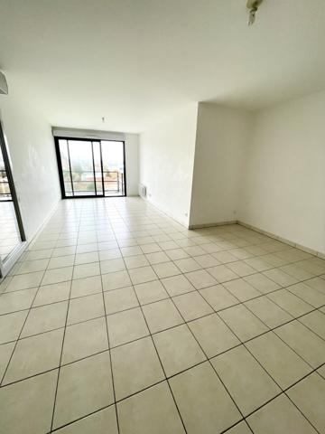 APPARTEMENT T4 REZE PONT ROUSSEAU