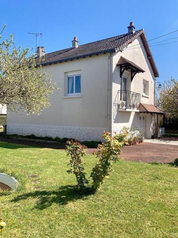 À vendre - Maison individuelle, 4 pièces située à Chambray-lès-Tours (37170)