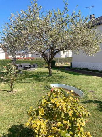 À vendre - Maison individuelle, 4 pièces située à Chambray-lès-Tours (37170)