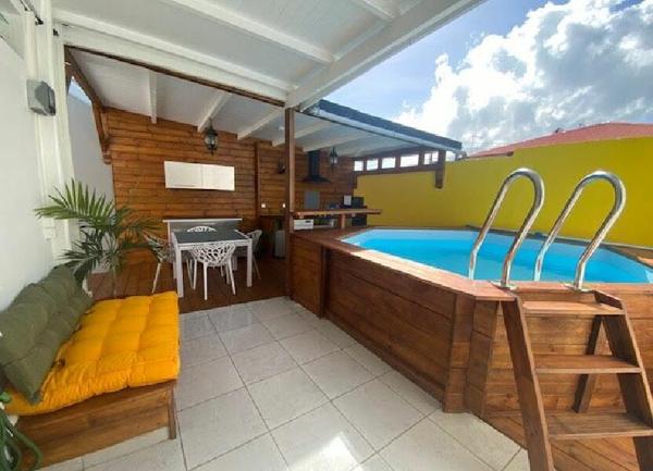 Maison à louer  4 pièces • 75 m2 Petit-Bourg