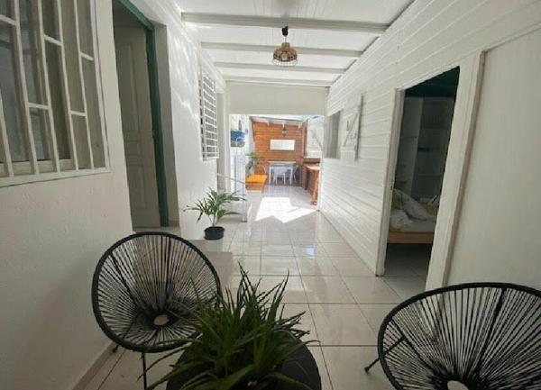 Maison à louer  4 pièces • 75 m2 Petit-Bourg