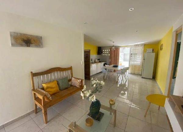 Maison à louer  4 pièces • 75 m2 Petit-Bourg