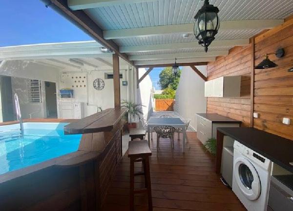 Maison à louer  4 pièces • 75 m2 Petit-Bourg