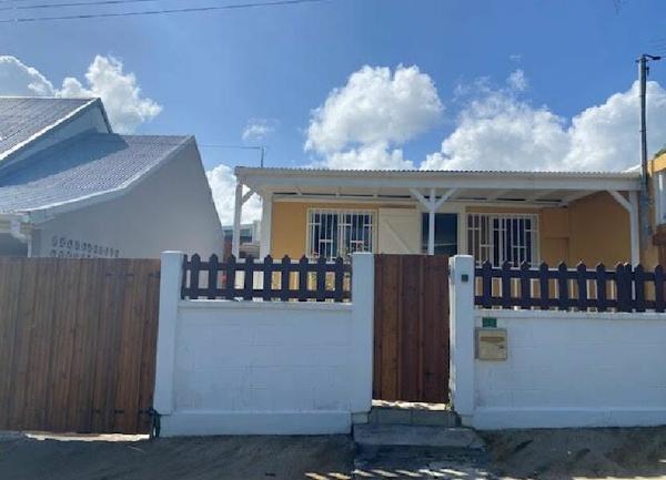 Maison à louer  4 pièces • 75 m2 Petit-Bourg