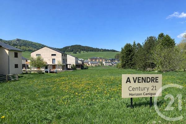 Terrain à vendre  3680 m2 PUYVALADOR - 66