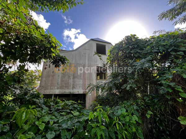 Vente
                Maison140 m² - 4 Pièces -
                    LE GOSIER (97190)