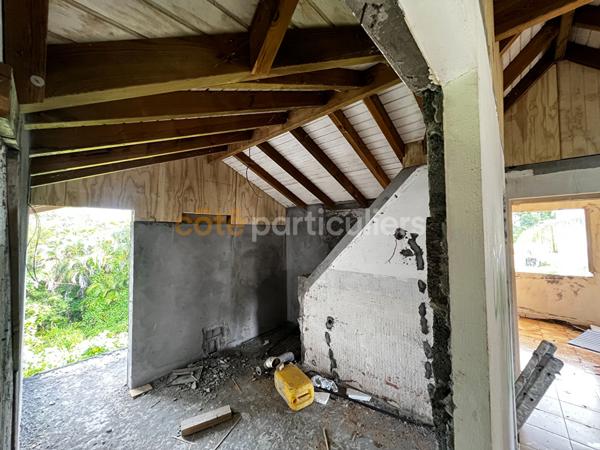 Vente
                Maison140 m² - 4 Pièces -
                    LE GOSIER (97190)