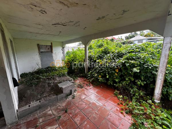 Vente
                Maison140 m² - 4 Pièces -
                    LE GOSIER (97190)