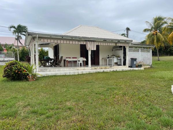 Maison à vendre 3 pièces GOYAVE (971)