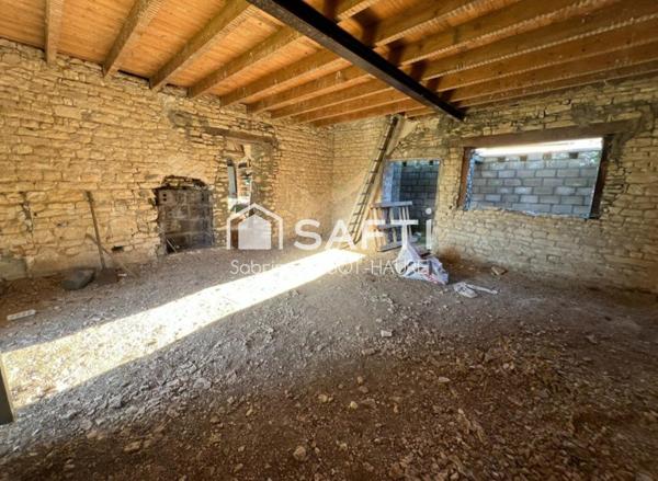 Maison a rénover au cœur de la campagne Berrichonne