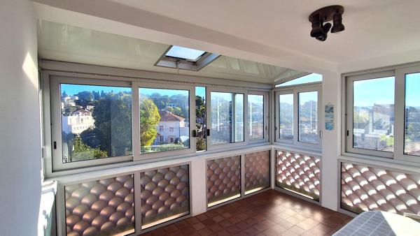 Pennes-Mirabeau (13170) Appartement type 4 + terrasse