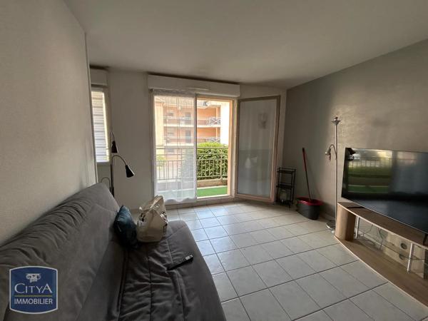 Appartement à louer 2 pièces 43.98m² Elbeuf (76500)