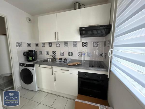 Appartement à louer 2 pièces 43.98m² Elbeuf (76500)