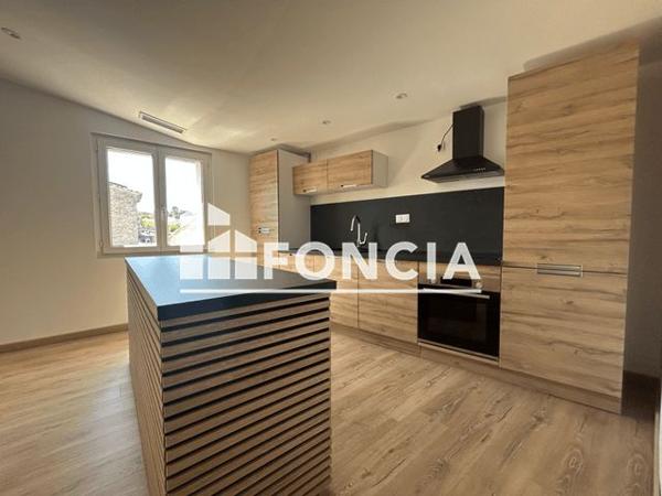 Location Appartement 4 pièces 94.5 m² - Boujan Sur Libron 34760