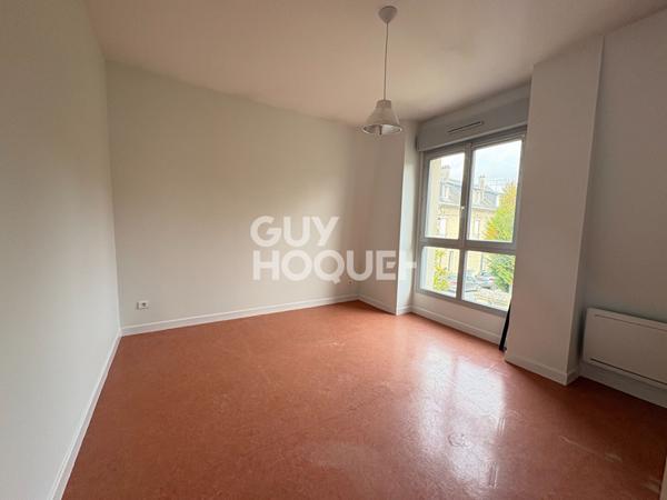 Maison à louer - 8 pièces - Hyper Centre de Soissons