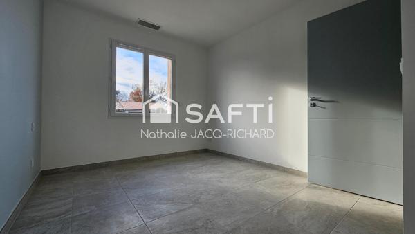 Maison récente de 106m² de plain pied - Bergerac