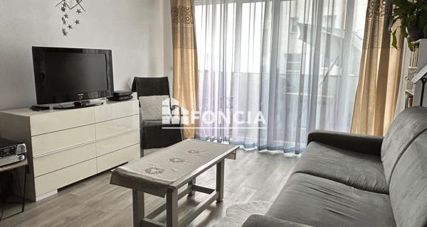Location Appartement meublé 2 pièces 40.1 m² - La Rochelle 17000