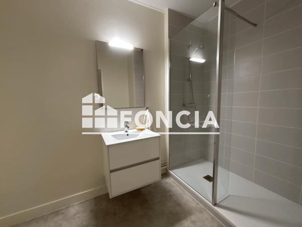Location Appartement 2 pièces 64.98 m² - 13 MAIL PIERRE CHARLOT Blois 41000