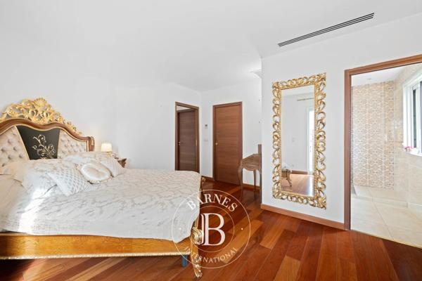 Nice, Villa 4 Chambres -  303 m² à vendre