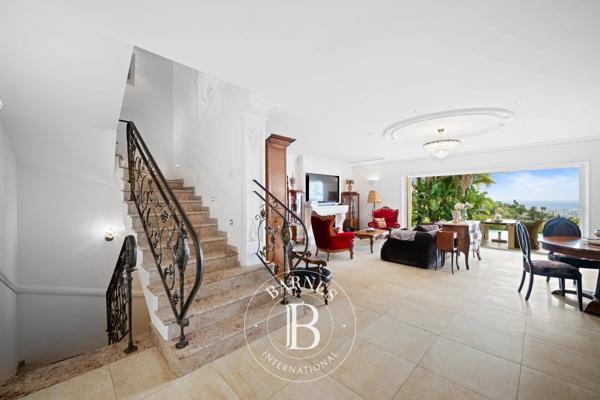 Nice, Villa 4 Chambres -  303 m² à vendre