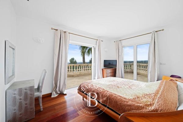 Nice, Villa 4 Chambres -  303 m² à vendre