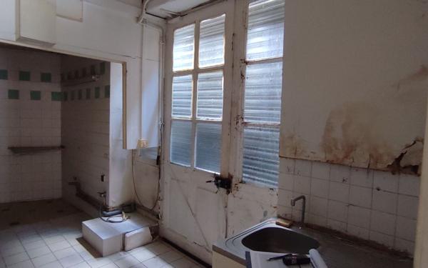 Maison à vendre    7 pièces •  Saint-Sornin-Leulac