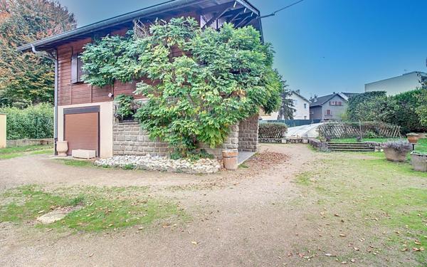 Maison à vendre    5 pièces • 112 m2 Annemasse