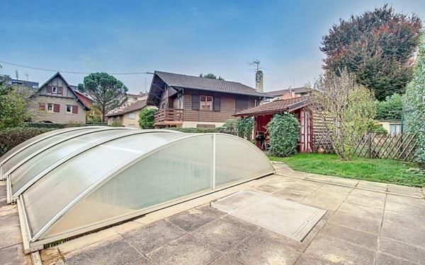 Maison à vendre    5 pièces • 112 m2 Annemasse