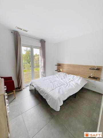 07140 LES VANS : Villa avec piscine et vue