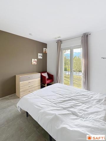 07140 LES VANS : Villa avec piscine et vue