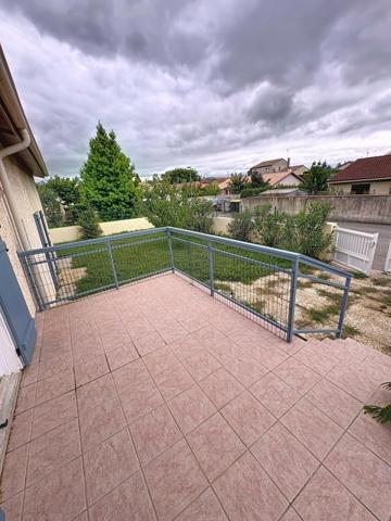 Maison de 122m2 rénové avec dépendance à aménager – Terrain de 580 m2