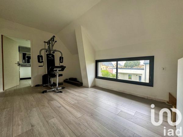 Pavillon 7 pièces de 186 m² à Saint-André-des-Eaux (44117)