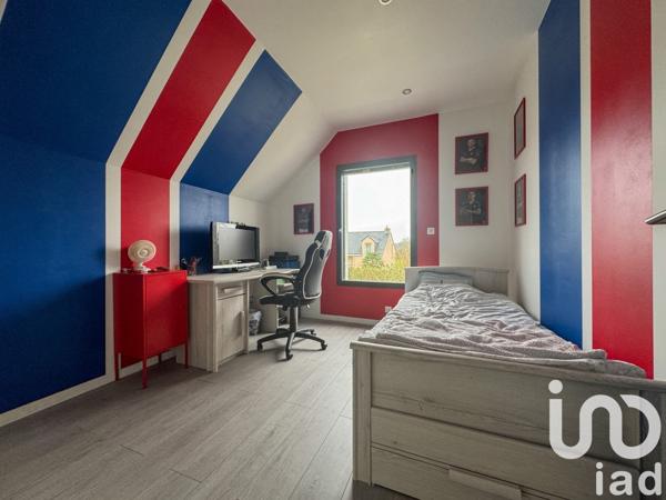 Pavillon 7 pièces de 186 m² à Saint-André-des-Eaux (44117)