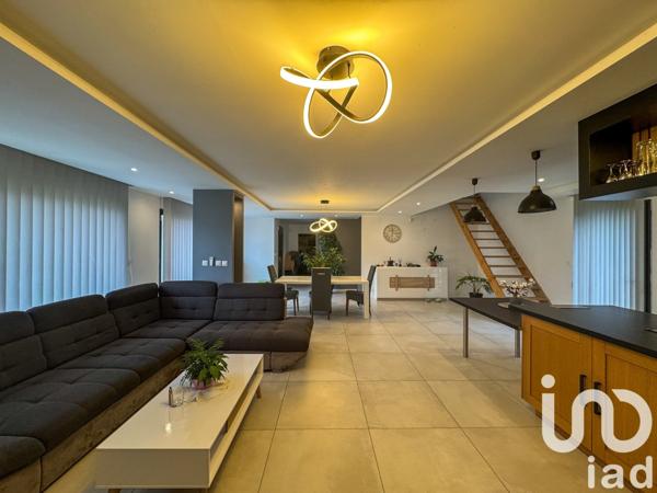 Pavillon 7 pièces de 186 m² à Saint-André-des-Eaux (44117)