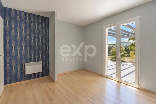 maison 4ch grand garage et espace indépendant sur 940 m² de terrain