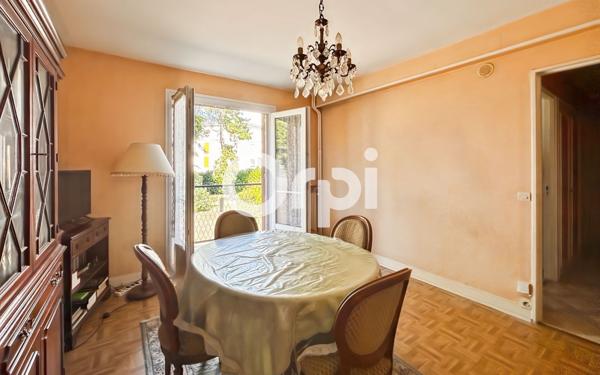 Appartement à vendre    3 pièces • 53,36 m2 Le Chesnay