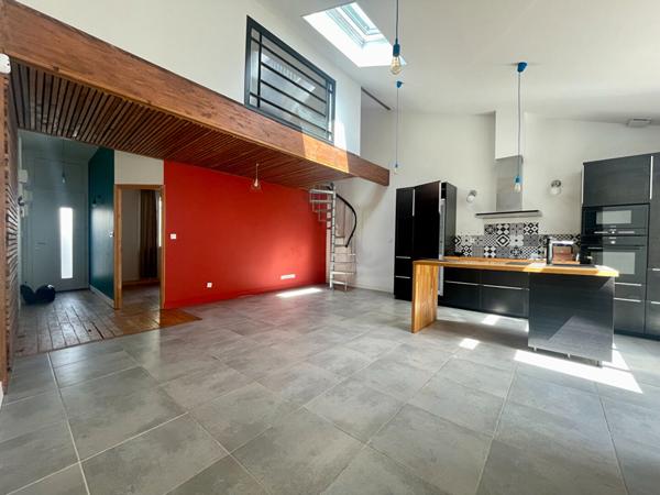 Echoppe 84m2 3ch jardin garage Saint -Genès