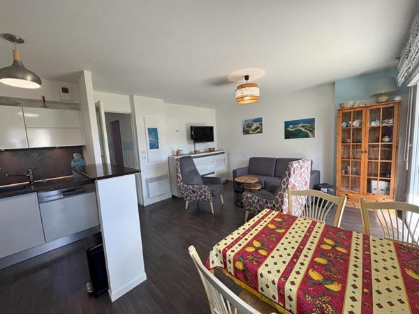 Un pied-à-terre pratique et meublé au coeur de Pleubian