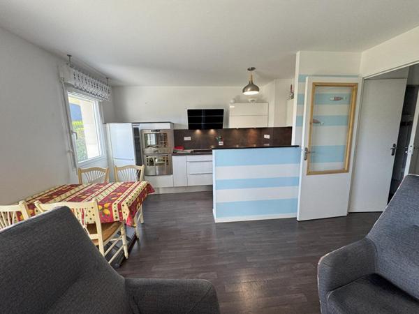 Un pied-à-terre pratique et meublé au coeur de Pleubian