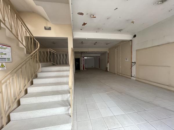 NIORT - Secteur Brèche et Gare / Immeuble professionnel