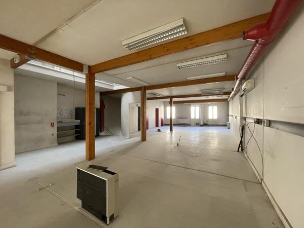 NIORT - Secteur Brèche et Gare / Immeuble professionnel