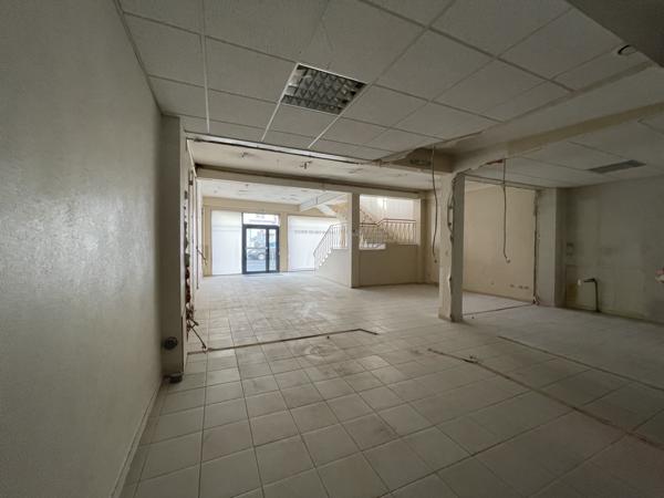 NIORT - Secteur Brèche et Gare / Immeuble professionnel