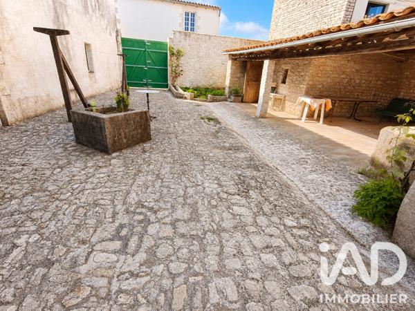 Maison à vendre 6 pièces 144 m² Sainte-Marie-de-Ré