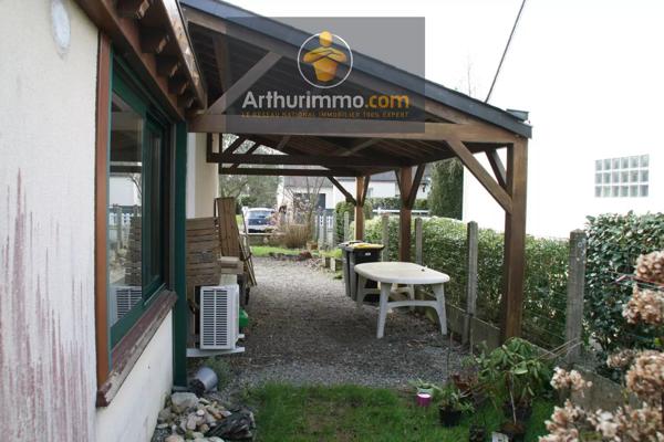 Vente                                                      Maison
                        
                     5 pièces                      146 m2                     à Ploërmel